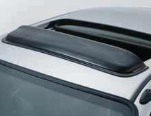 Load image into Gallery viewer, AVS Universal Windflector Classic Sunroof Wind Deflector (Fits Up To 33.0in.) - Smoke